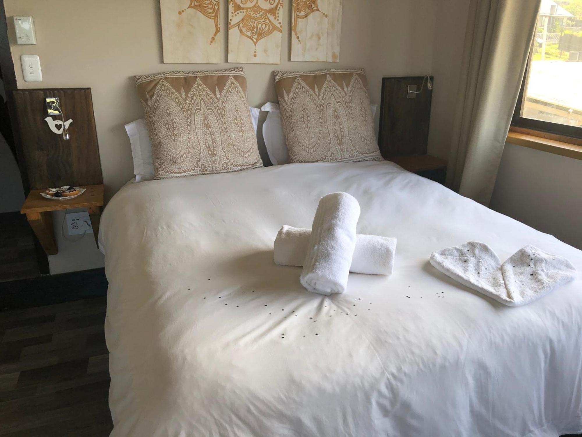 Coram Deo Saltywaves Double En-Suite Rooms With Sea Views Кофи Бей Екстериор снимка
